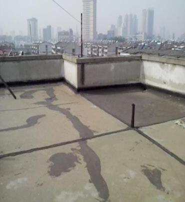 伊金霍洛漏水维修 楼顶漏水是什么原因，楼顶漏水维修方法是什么?
